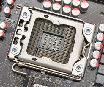 LGA 1366 socket memory voltage